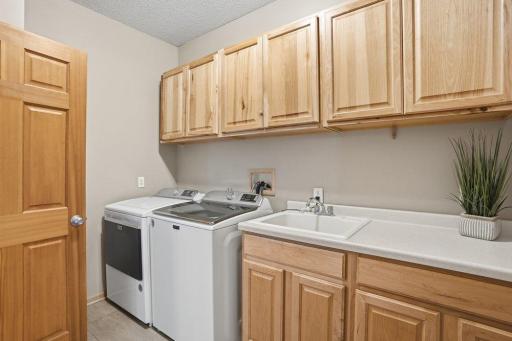 1971 Andrew Court, Chanhassen, MN 55317