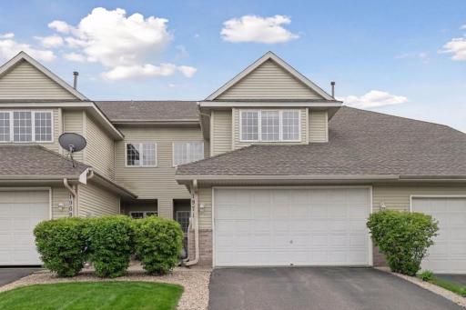 1971 Andrew Court, Chanhassen, MN 55317
