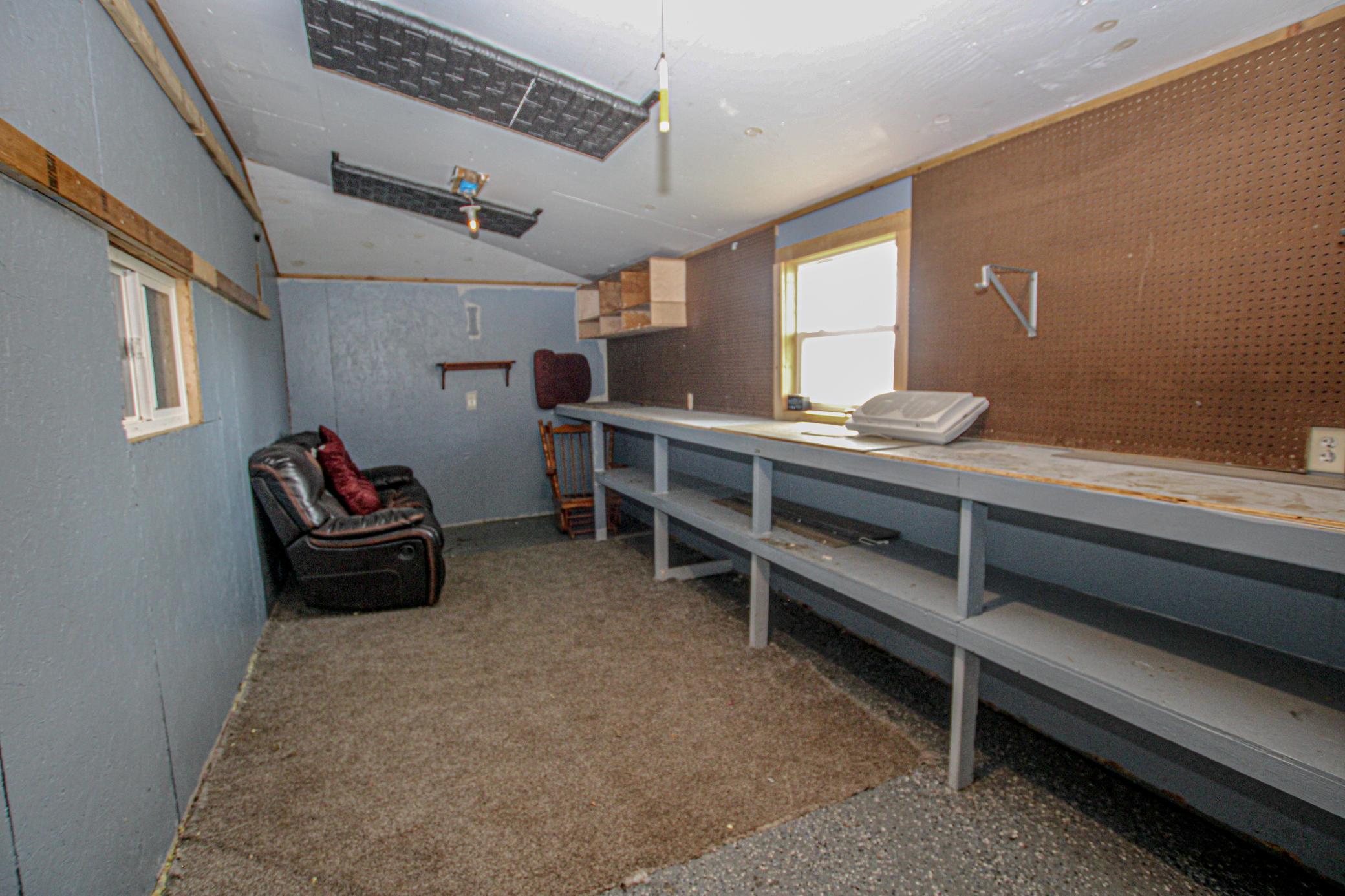 Garage Extra Area.jpg