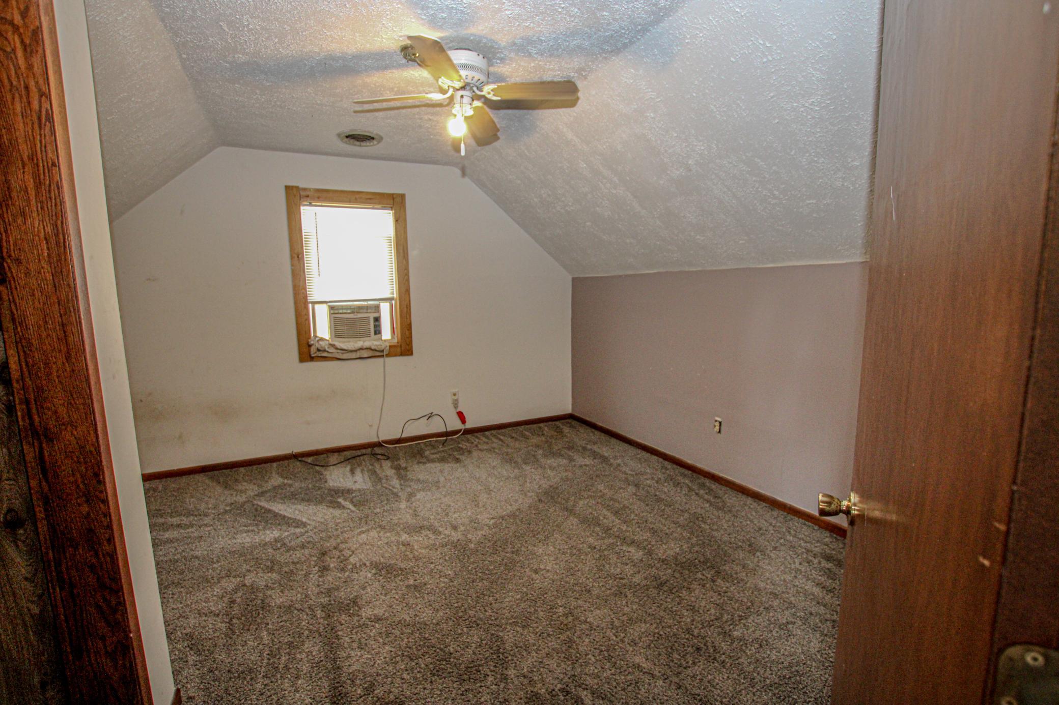 Upstairs Bedroom 2.jpg