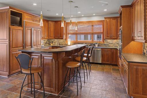 14250 Trace Ridge Road, Wayzata, MN 55391