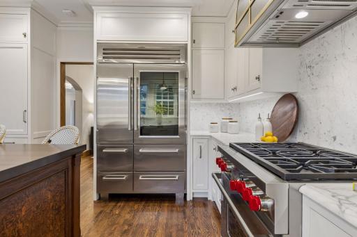 2757 Dean Parkway, Minneapolis, MN 55416