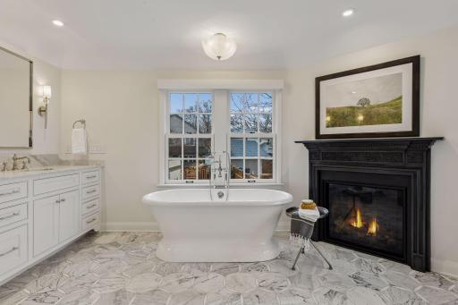2757 Dean Parkway, Minneapolis, MN 55416