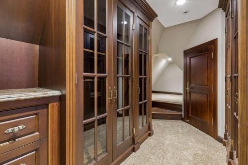 2757 Dean Parkway, Minneapolis, MN 55416