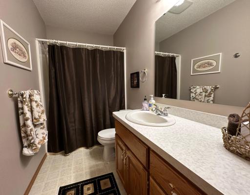 214 11th Avenue N, Princeton, MN 55371