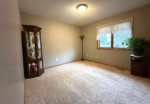 214 11th Avenue N, Princeton, MN 55371