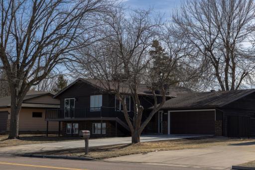 1961 S Shore Drive, Worthington, MN 56187