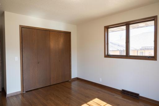 1961 S Shore Drive, Worthington, MN 56187