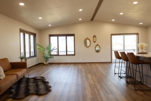 1961 S Shore Drive, Worthington, MN 56187