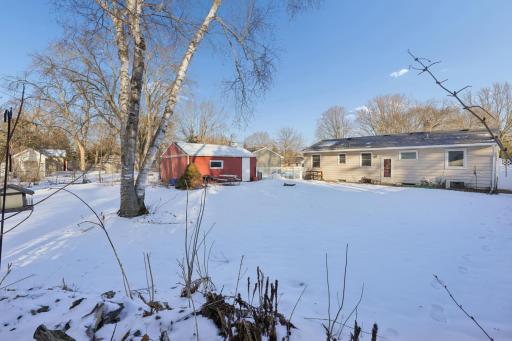 2174 County Road F E, Saint Paul, MN 55110