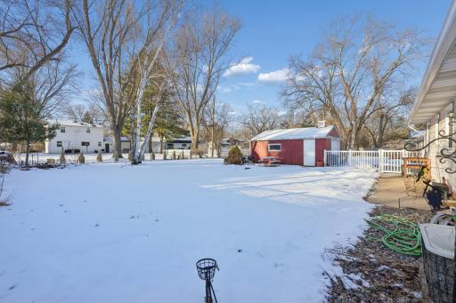 2174 County Road F E, Saint Paul, MN 55110