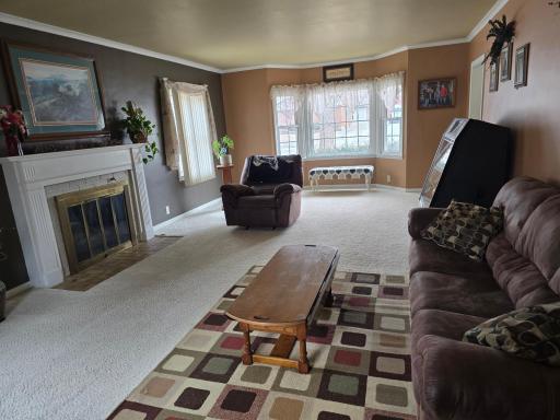 405 Clary Street W, Worthington, MN 56187