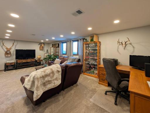 3030 60th Avenue NW, Montevideo, MN 56265