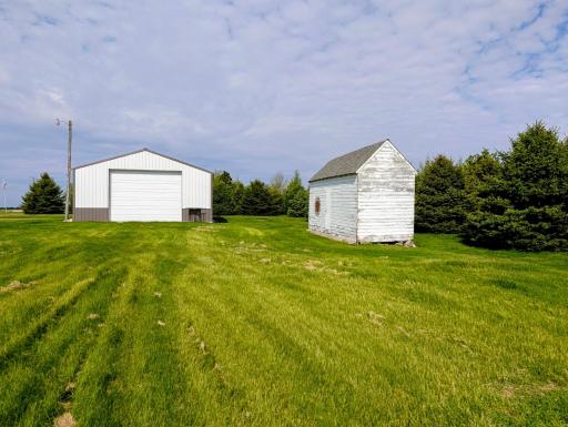 3030 60th Avenue NW, Montevideo, MN 56265