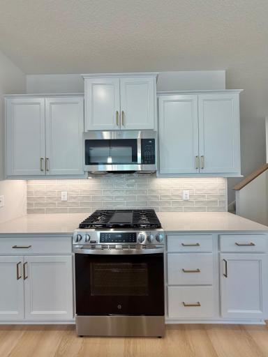 Actual home - all kitchen appliances are included!