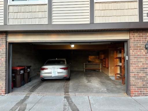 garage.jpg