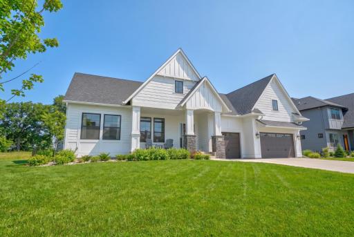 1461 Palmer Drive N, Lake Elmo, MN 55042