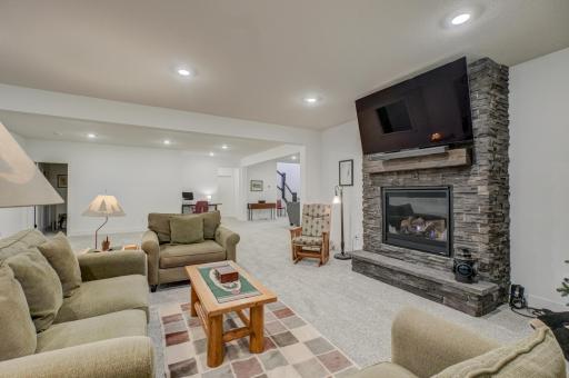 1461 Palmer Drive N, Lake Elmo, MN 55042