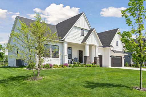 Presenting the Lennar Riviera Model in the prestigious Royal Club Golf Community!