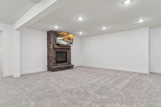 1461 Palmer Drive N, Lake Elmo, MN 55042