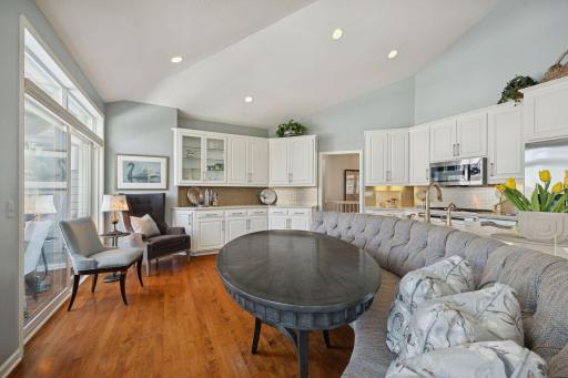 Why look at the kitchen cabinets when you can look at the lake!