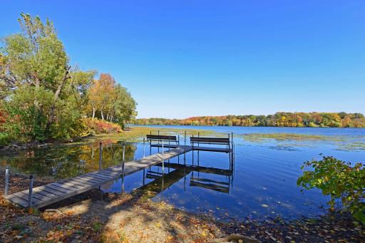 550 Waycliffe Drive N, Wayzata, MN 55391