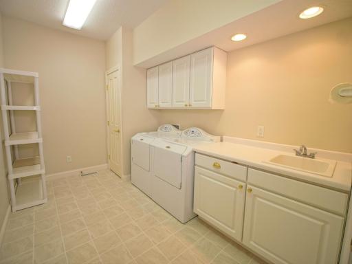 417 Golf Terrace, Litchfield, MN 55355