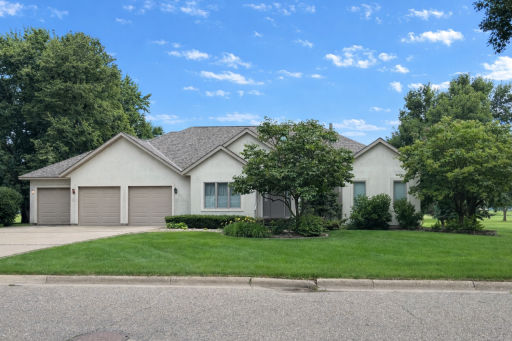 417 Golf Terrace, Litchfield, MN 55355