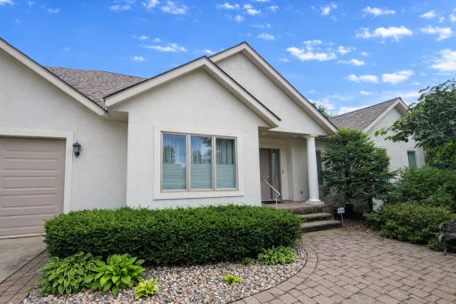 417 Golf Terrace, Litchfield, MN 55355