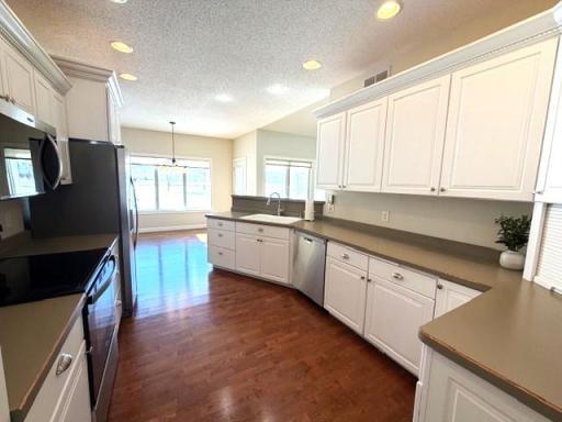 417 Golf Terrace, Litchfield, MN 55355
