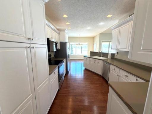417 Golf Terrace, Litchfield, MN 55355