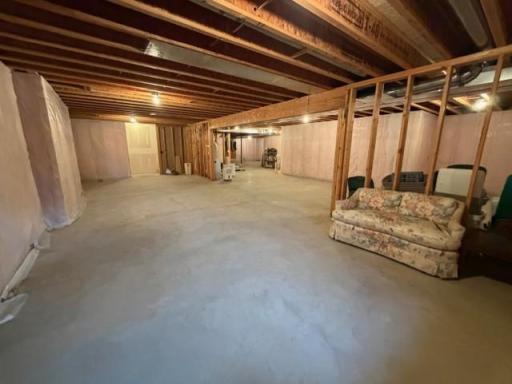 417 Golf Terrace, Litchfield, MN 55355