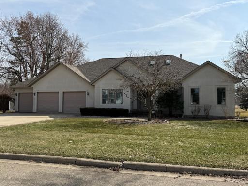 417 Golf Terrace, Litchfield, MN 55355