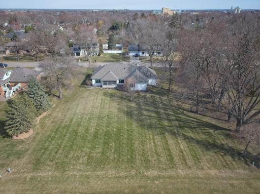 417 Golf Terrace, Litchfield, MN 55355
