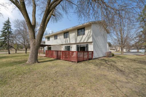8525 W 97th Street Circle - Large back yard with huge deck great for entertaining