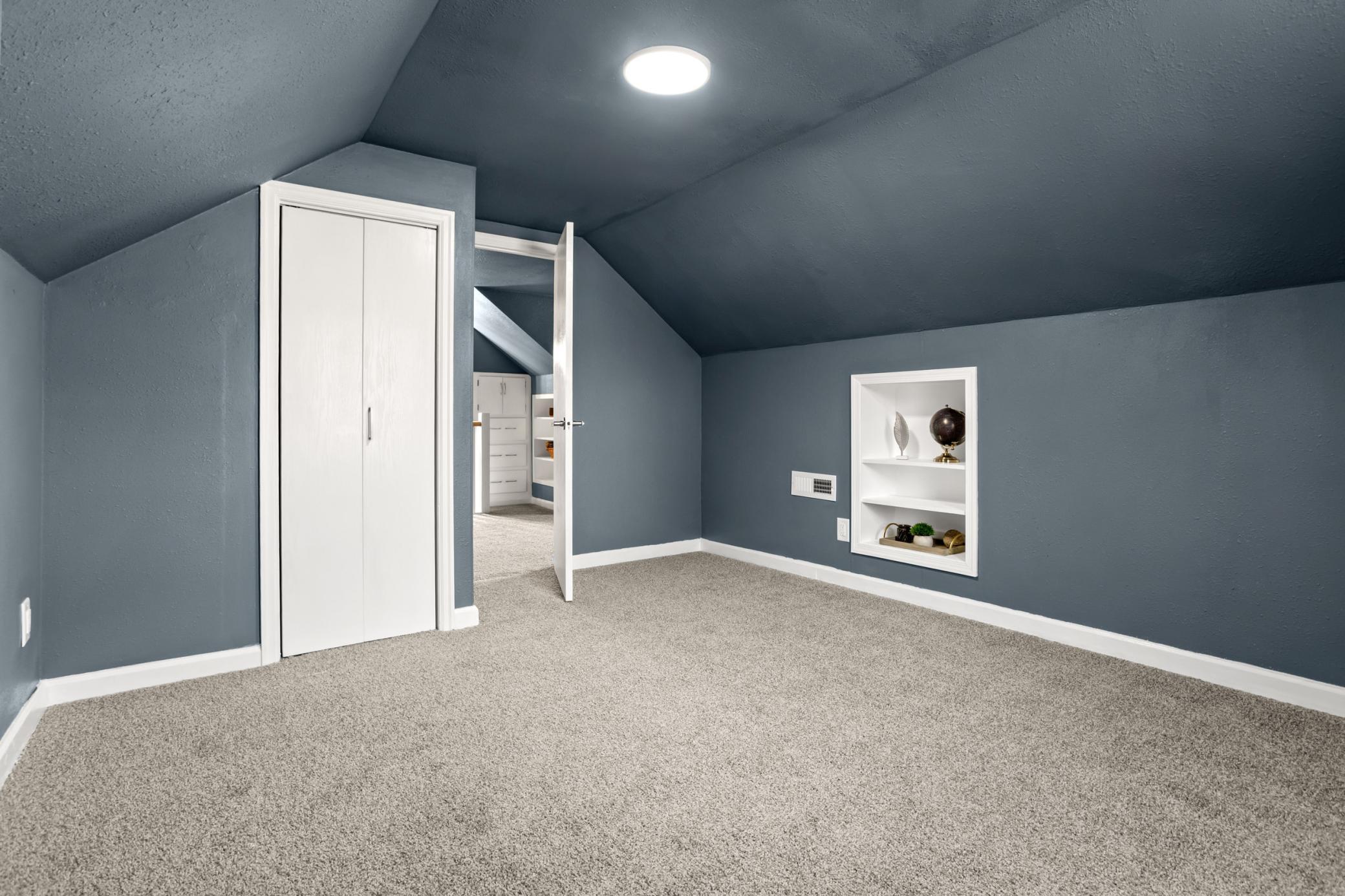 Upper level bedroom 2