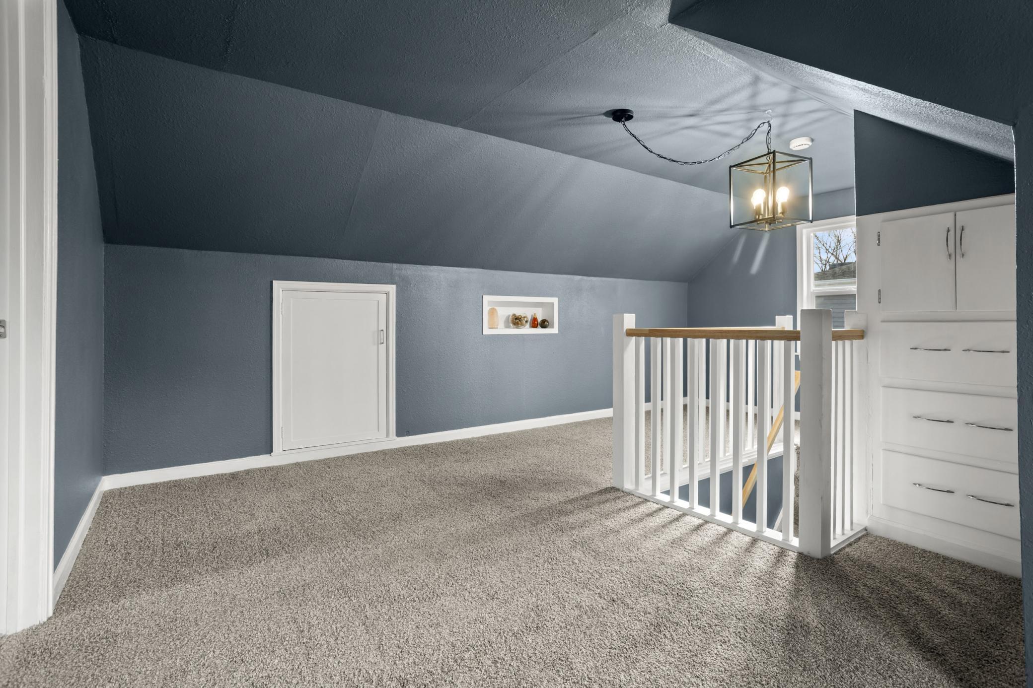 Upper level loft 3