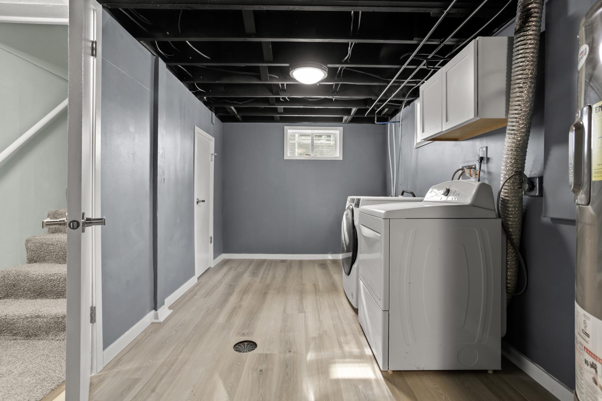 Laundry Room 2