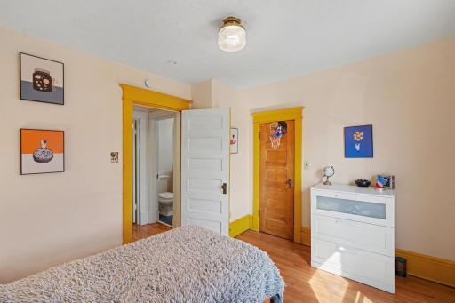1309 Selby Avenue, Saint Paul, MN 55104
