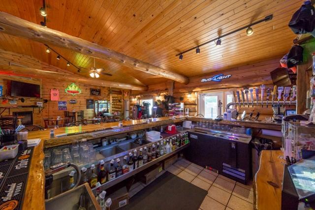 Bites Bar and Grill-7.jpg