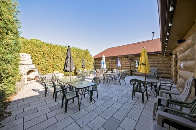 Bites Bar and Grill-43.jpg