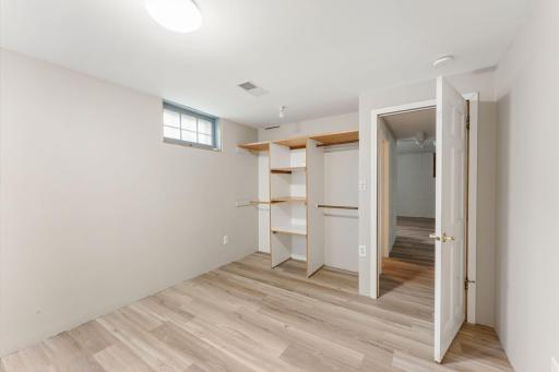 4346 Sheridan Avenue N, Minneapolis, MN 55412
