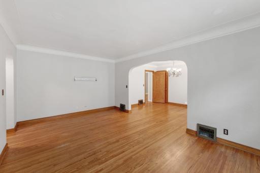 4346 Sheridan Avenue N, Minneapolis, MN 55412