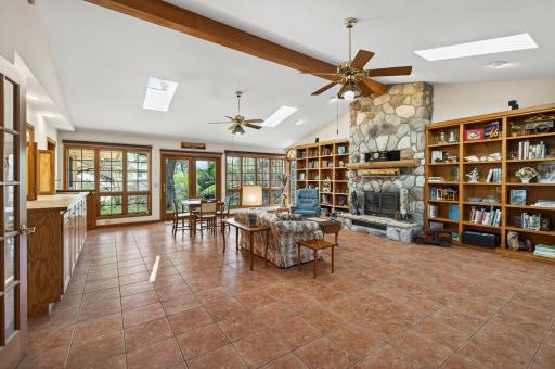 3455 Glen Oaks Avenue, Saint Paul, MN 55110