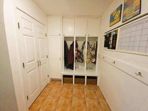 1715 Hillcrest Road, Saint Cloud, MN 56303