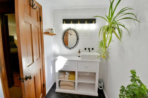 1715 Hillcrest Road, Saint Cloud, MN 56303