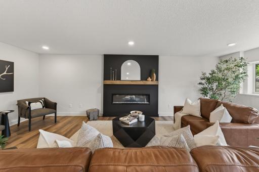 8006 201st Street W, Lakeville, MN 55044