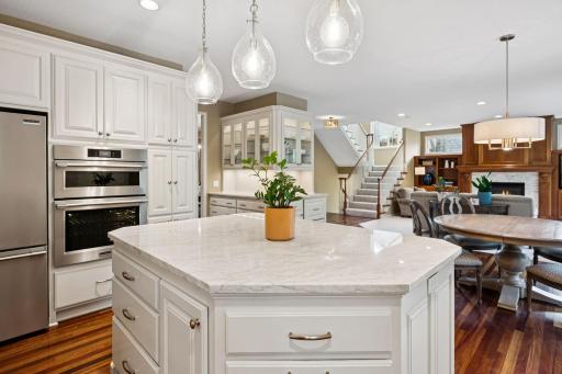 11356 Entrevaux Drive, Eden Prairie, MN 55347