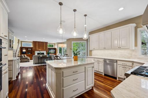 11356 Entrevaux Drive, Eden Prairie, MN 55347