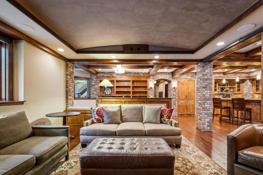 11356 Entrevaux Drive, Eden Prairie, MN 55347